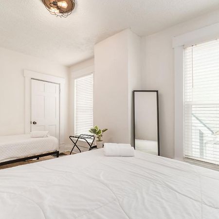Villa Housepitality - The Madison House - Brand New Columbus Esterno foto