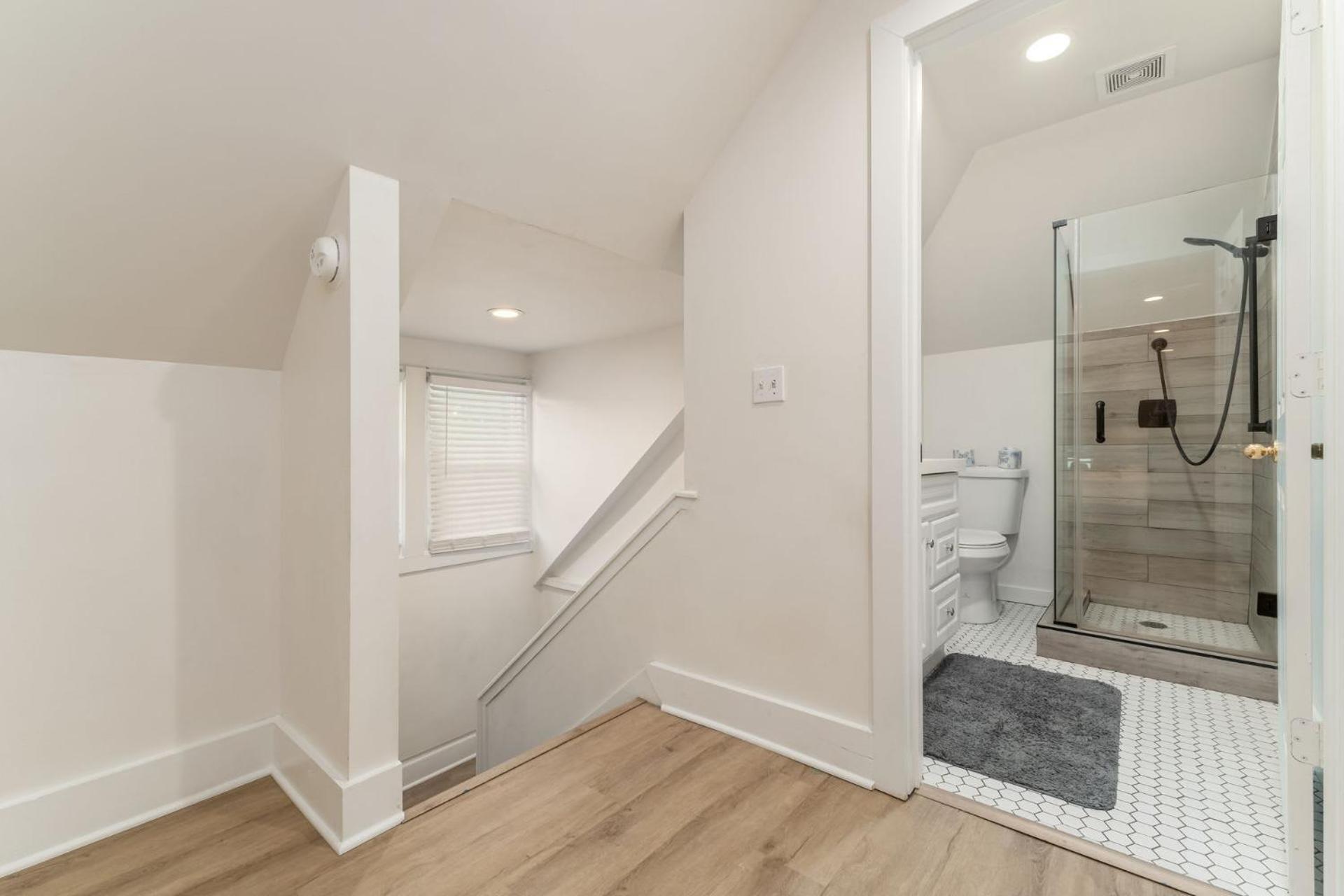 Villa Housepitality - The Madison House - Brand New Columbus Esterno foto
